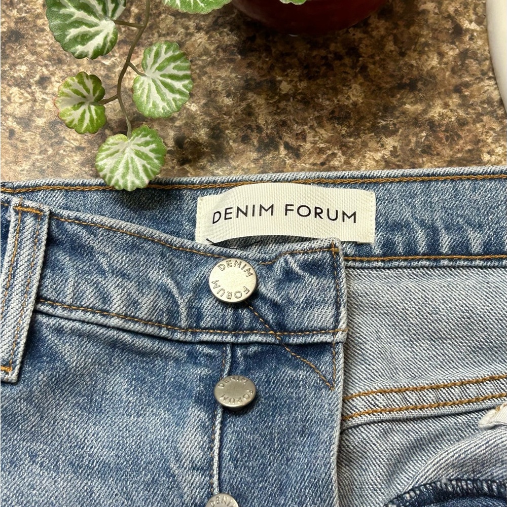 Denim Forum Aritzia Straight leg Jeans - Picture 3 of 11